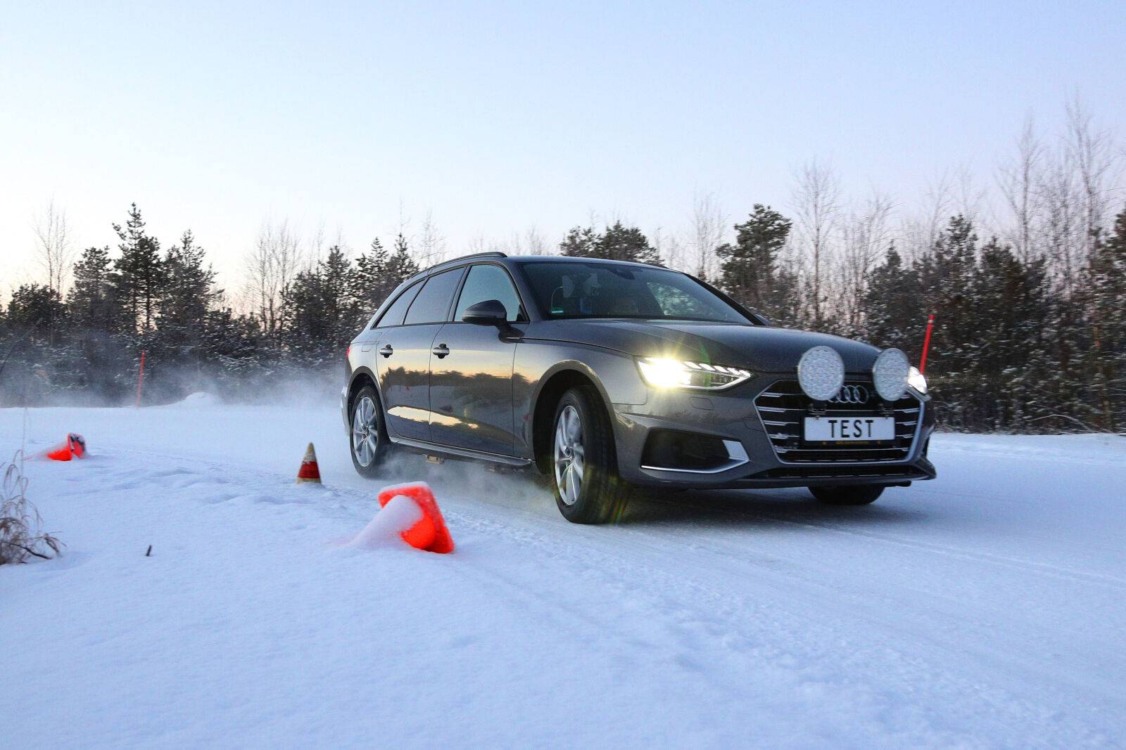 ADAC Winterreifentest 2021: Die Billigreifen bringens nicht